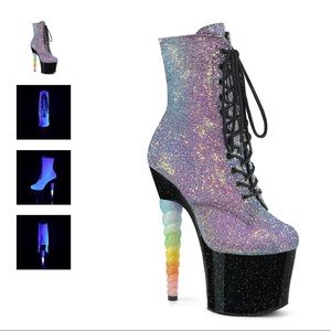 Pleaser Unicorn 1020g 7" Heel, 3 1/4" Platform Lace-up Ankle Boot, Side Zip